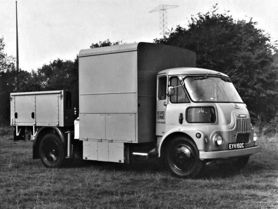 Morris FGK80 Box Building Truck '1960